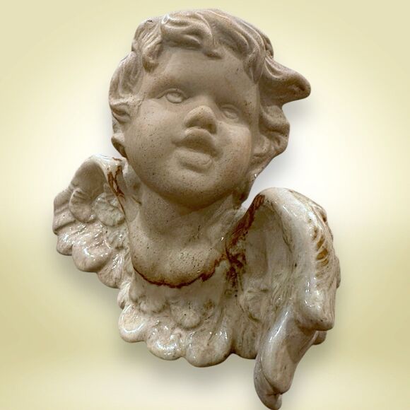 Vintage Ceramic Cherub Head with Glazed Wings – Angelic Decorative Figurine - Picture 2 of 9